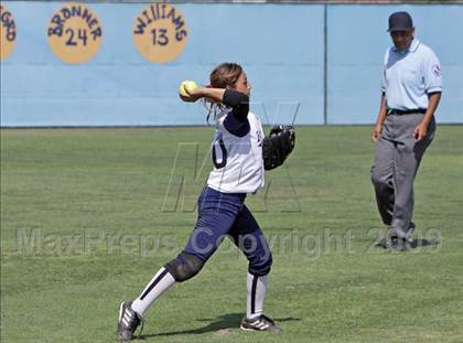 Thumbnail 1 in Elizabeth Learning Center vs. LACES (CIF LA City Section Small School Final) photogallery.