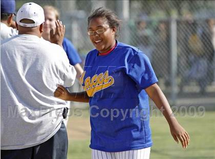 Thumbnail 2 in Elizabeth Learning Center vs. LACES (CIF LA City Section Small School Final) photogallery.
