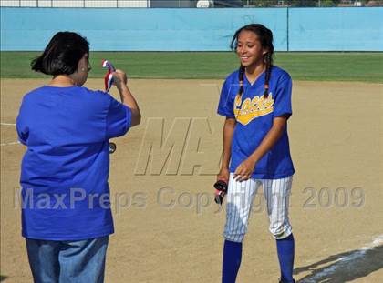 Thumbnail 2 in Elizabeth Learning Center vs. LACES (CIF LA City Section Small School Final) photogallery.