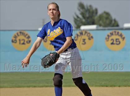 Thumbnail 2 in Elizabeth Learning Center vs. LACES (CIF LA City Section Small School Final) photogallery.
