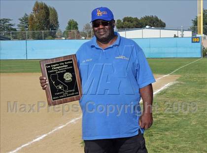 Thumbnail 2 in Elizabeth Learning Center vs. LACES (CIF LA City Section Small School Final) photogallery.