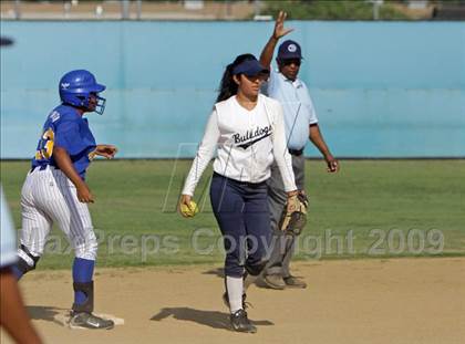 Thumbnail 1 in Elizabeth Learning Center vs. LACES (CIF LA City Section Small School Final) photogallery.