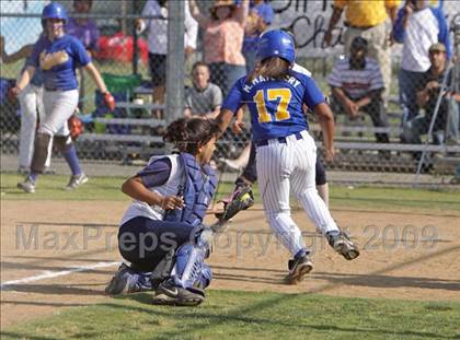 Thumbnail 1 in Elizabeth Learning Center vs. LACES (CIF LA City Section Small School Final) photogallery.