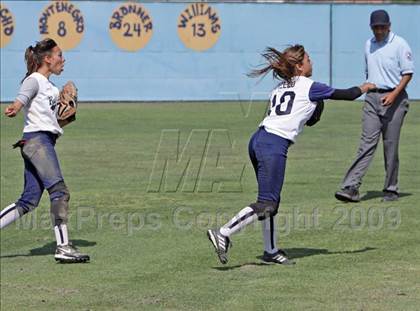 Thumbnail 2 in Elizabeth Learning Center vs. LACES (CIF LA City Section Small School Final) photogallery.