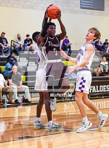 Thumbnail 3 in Thrall vs Flatonia (UIL 2A Reg IV Bi-District) photogallery.