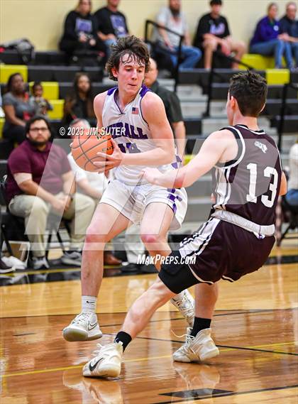 Thumbnail 2 in Thrall vs Flatonia (UIL 2A Reg IV Bi-District) photogallery.