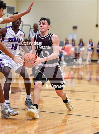 Thumbnail 1 in Thrall vs Flatonia (UIL 2A Reg IV Bi-District) photogallery.
