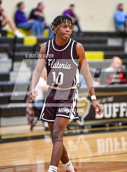 Thumbnail 3 in Thrall vs Flatonia (UIL 2A Reg IV Bi-District) photogallery.