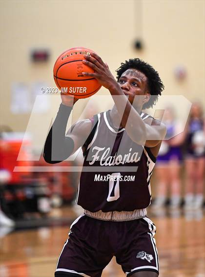 Thumbnail 2 in Thrall vs Flatonia (UIL 2A Reg IV Bi-District) photogallery.