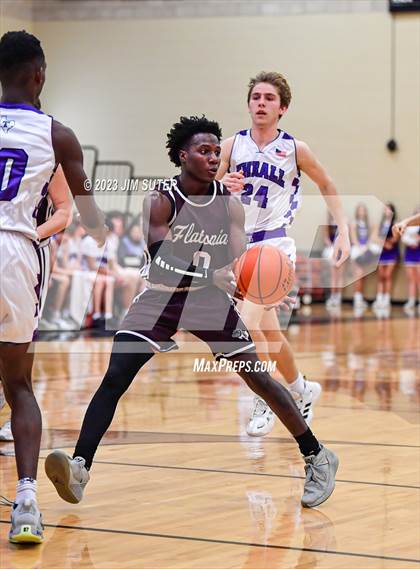 Thumbnail 3 in Thrall vs Flatonia (UIL 2A Reg IV Bi-District) photogallery.