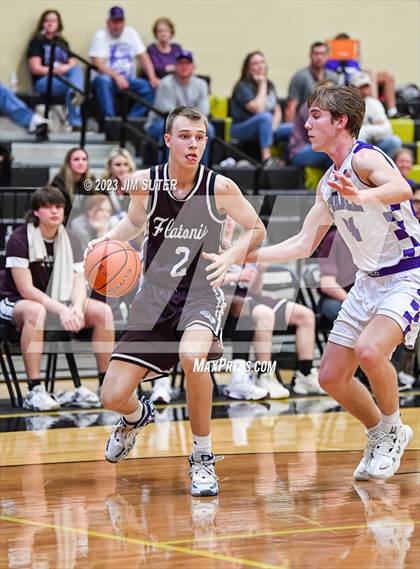 Thumbnail 3 in Thrall vs Flatonia (UIL 2A Reg IV Bi-District) photogallery.