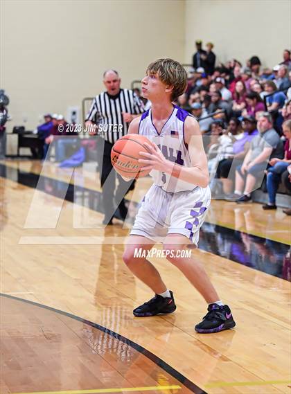 Thumbnail 2 in Thrall vs Flatonia (UIL 2A Reg IV Bi-District) photogallery.