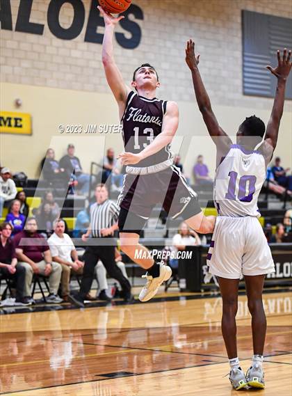 Thumbnail 3 in Thrall vs Flatonia (UIL 2A Reg IV Bi-District) photogallery.