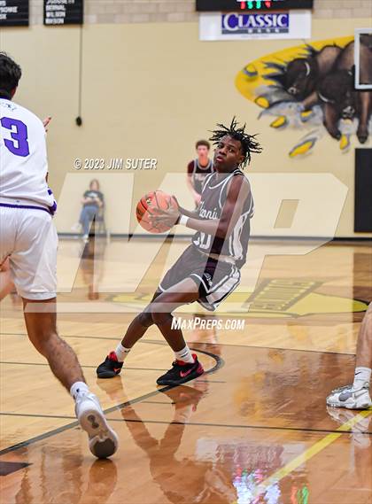 Thumbnail 1 in Thrall vs Flatonia (UIL 2A Reg IV Bi-District) photogallery.