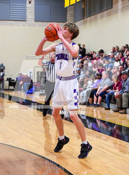 Thumbnail 1 in Thrall vs Flatonia (UIL 2A Reg IV Bi-District) photogallery.