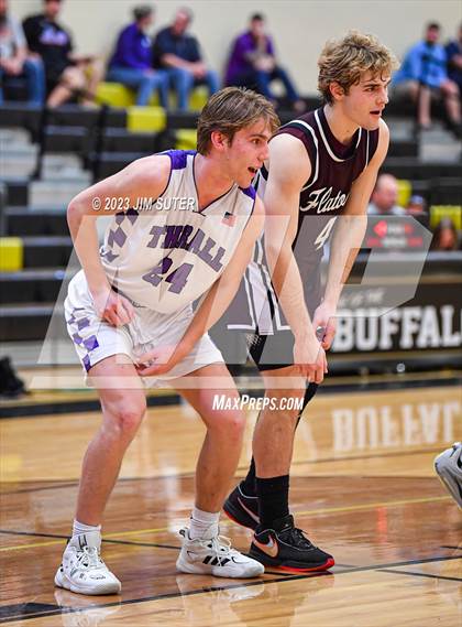 Thumbnail 2 in Thrall vs Flatonia (UIL 2A Reg IV Bi-District) photogallery.