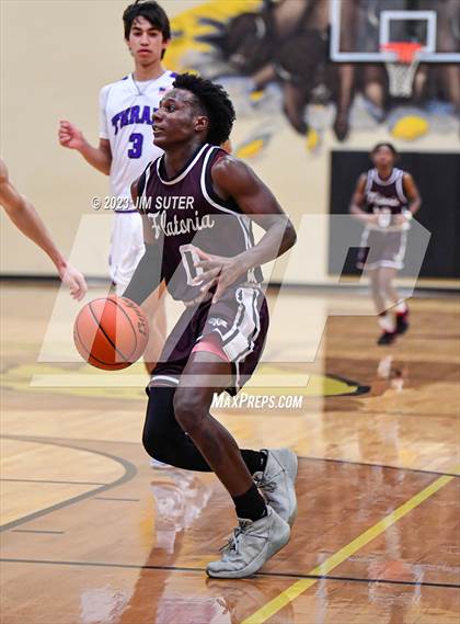 Thumbnail 1 in Thrall vs Flatonia (UIL 2A Reg IV Bi-District) photogallery.