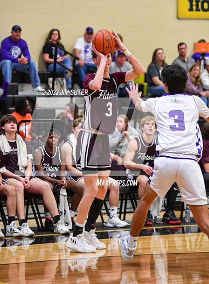 Thumbnail 3 in Thrall vs Flatonia (UIL 2A Reg IV Bi-District) photogallery.