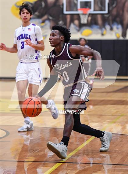 Thumbnail 3 in Thrall vs Flatonia (UIL 2A Reg IV Bi-District) photogallery.