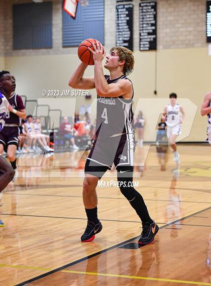Thumbnail 3 in Thrall vs Flatonia (UIL 2A Reg IV Bi-District) photogallery.