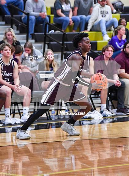 Thumbnail 3 in Thrall vs Flatonia (UIL 2A Reg IV Bi-District) photogallery.