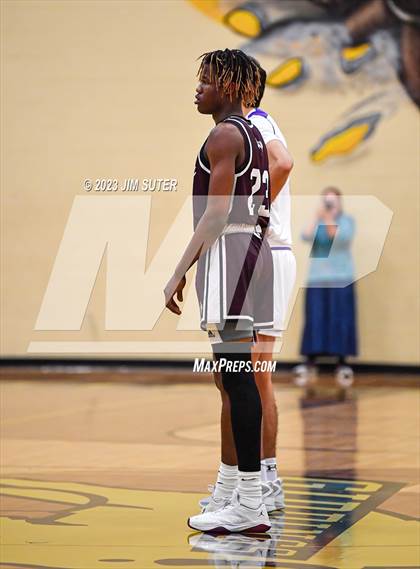 Thumbnail 2 in Thrall vs Flatonia (UIL 2A Reg IV Bi-District) photogallery.