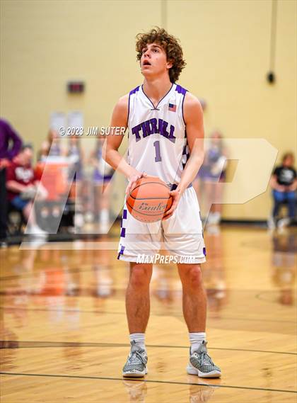 Thumbnail 1 in Thrall vs Flatonia (UIL 2A Reg IV Bi-District) photogallery.