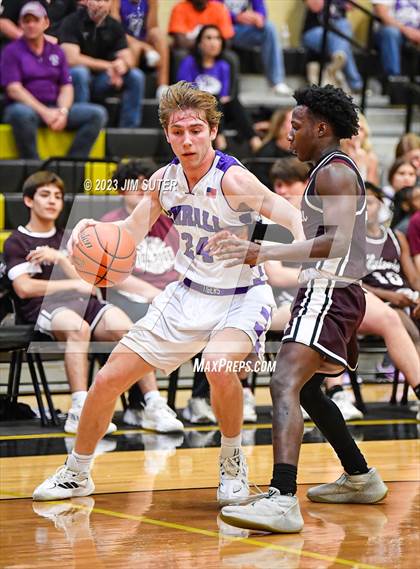 Thumbnail 2 in Thrall vs Flatonia (UIL 2A Reg IV Bi-District) photogallery.