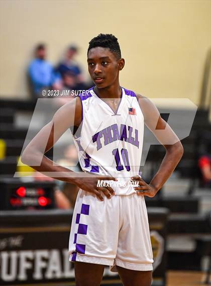 Thumbnail 2 in Thrall vs Flatonia (UIL 2A Reg IV Bi-District) photogallery.