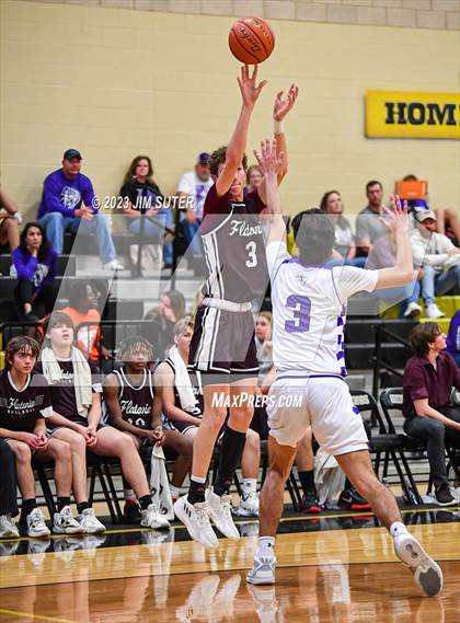 Thumbnail 1 in Thrall vs Flatonia (UIL 2A Reg IV Bi-District) photogallery.