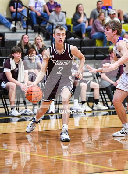 Thumbnail 2 in Thrall vs Flatonia (UIL 2A Reg IV Bi-District) photogallery.
