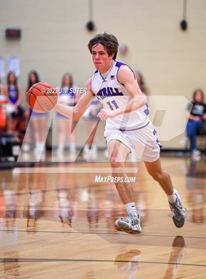 Thumbnail 1 in Thrall vs Flatonia (UIL 2A Reg IV Bi-District) photogallery.
