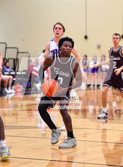 Thumbnail 2 in Thrall vs Flatonia (UIL 2A Reg IV Bi-District) photogallery.
