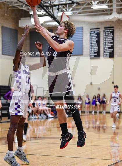 Thumbnail 2 in Thrall vs Flatonia (UIL 2A Reg IV Bi-District) photogallery.