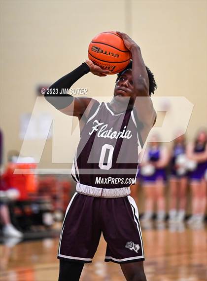 Thumbnail 3 in Thrall vs Flatonia (UIL 2A Reg IV Bi-District) photogallery.