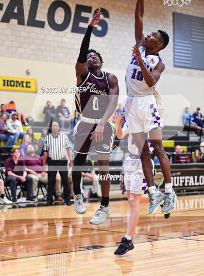 Thumbnail 3 in Thrall vs Flatonia (UIL 2A Reg IV Bi-District) photogallery.