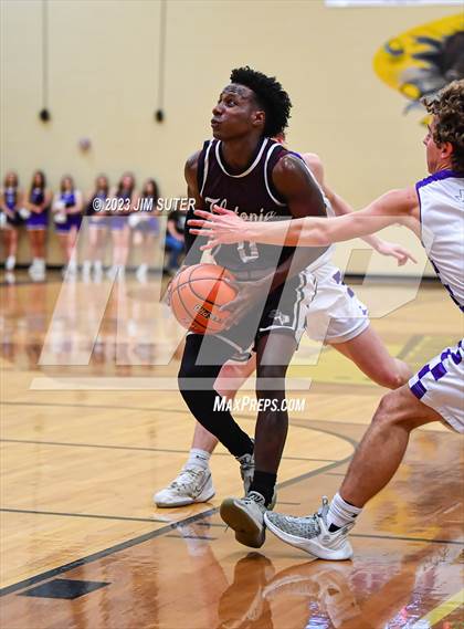 Thumbnail 3 in Thrall vs Flatonia (UIL 2A Reg IV Bi-District) photogallery.