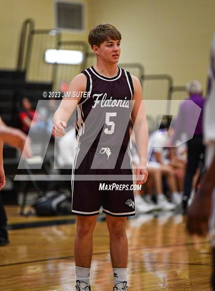 Thumbnail 2 in Thrall vs Flatonia (UIL 2A Reg IV Bi-District) photogallery.