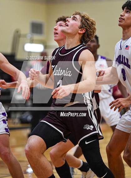 Thumbnail 3 in Thrall vs Flatonia (UIL 2A Reg IV Bi-District) photogallery.