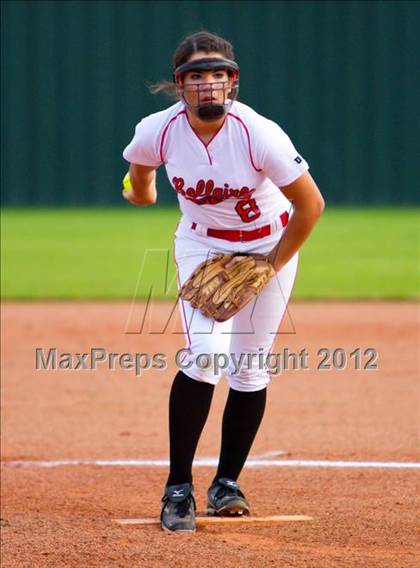 Thumbnail 3 in Huntsville vs Bellaire (The Woodlands Lady Highlander Tournament) photogallery.