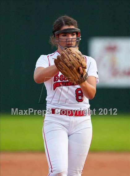 Thumbnail 2 in Huntsville vs Bellaire (The Woodlands Lady Highlander Tournament) photogallery.