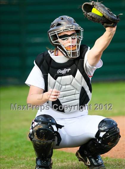 Thumbnail 3 in Huntsville vs Bellaire (The Woodlands Lady Highlander Tournament) photogallery.