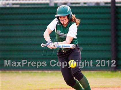Thumbnail 2 in Huntsville vs Bellaire (The Woodlands Lady Highlander Tournament) photogallery.