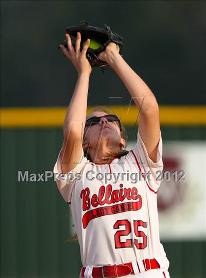 Thumbnail 3 in Huntsville vs Bellaire (The Woodlands Lady Highlander Tournament) photogallery.