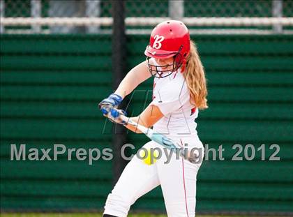 Thumbnail 2 in Huntsville vs Bellaire (The Woodlands Lady Highlander Tournament) photogallery.