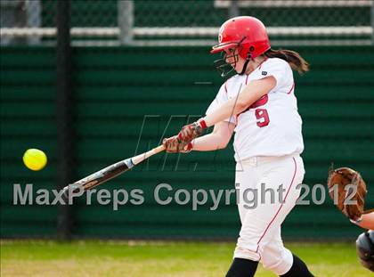 Thumbnail 1 in Huntsville vs Bellaire (The Woodlands Lady Highlander Tournament) photogallery.