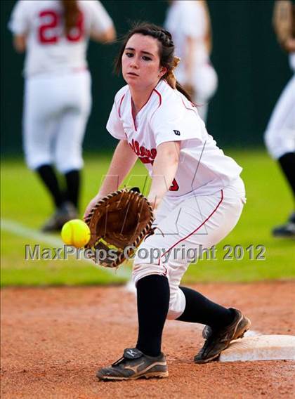 Thumbnail 3 in Huntsville vs Bellaire (The Woodlands Lady Highlander Tournament) photogallery.