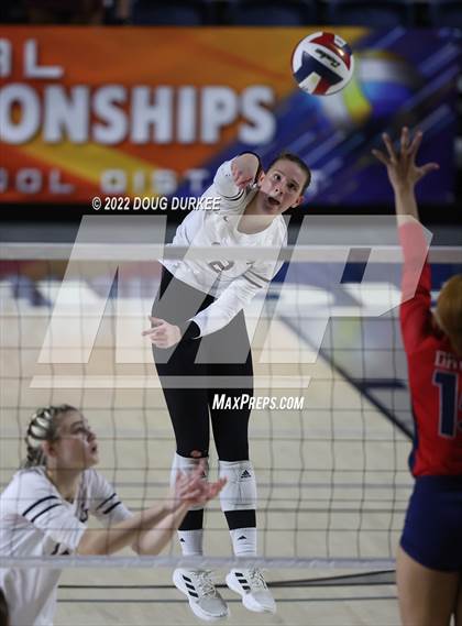 Thumbnail 1 in Cinco Ranch vs. Dawson (UIL 6A Region 3 & 4 Semi Finals) photogallery.