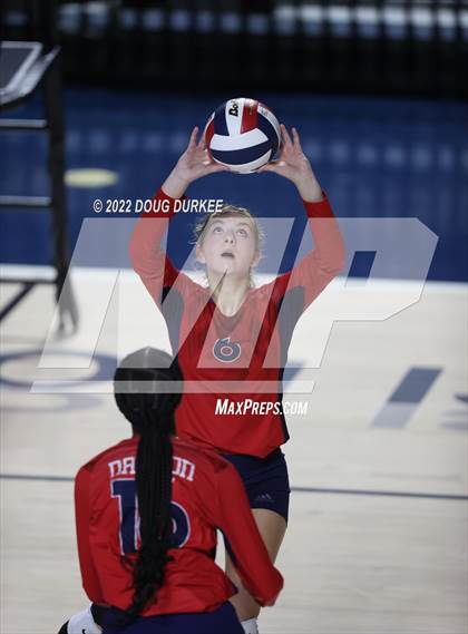 Thumbnail 3 in Cinco Ranch vs. Dawson (UIL 6A Region 3 & 4 Semi Finals) photogallery.