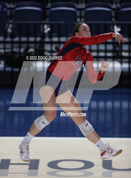 Thumbnail 2 in Cinco Ranch vs. Dawson (UIL 6A Region 3 & 4 Semi Finals) photogallery.